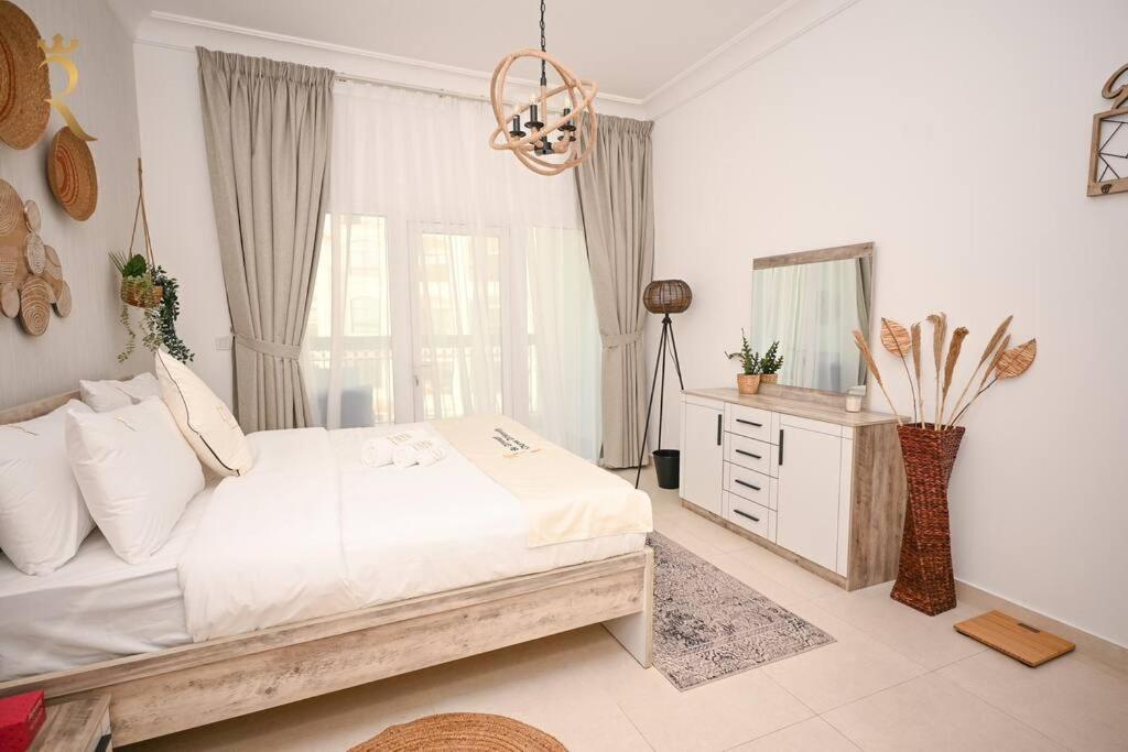Yas Natura Bliss 1Br Apartment Abu Dhabi Bagian luar foto