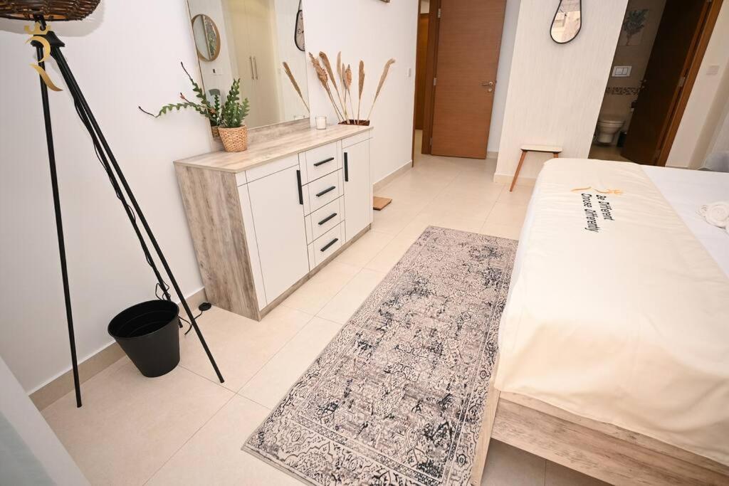 Yas Natura Bliss 1Br Apartment Abu Dhabi Bagian luar foto