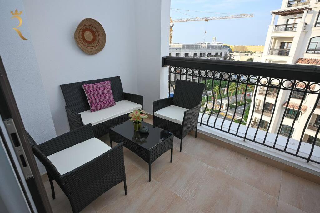 Yas Natura Bliss 1Br Apartment Abu Dhabi Bagian luar foto